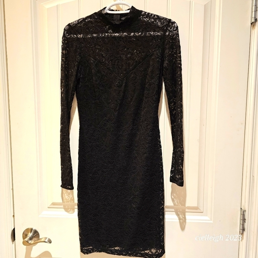 *4 for $25* Dynamite Long sleeve lace cocktail dress
